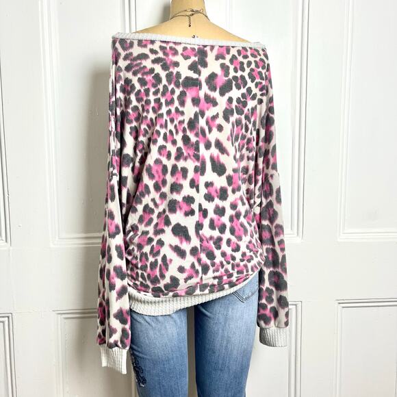 White Birtch Pink & White Leopard Print Long Sleeve Sweater Y2K Size L/XL - Picture 6 of 8